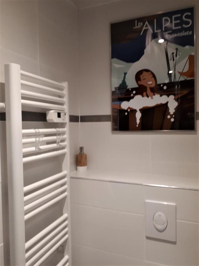 Pensee Des Alpes 2 Etoiles Ski And Spa Brides-les-Bains Εξωτερικό φωτογραφία